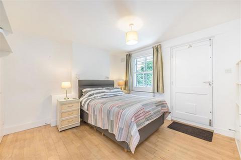 2 bedroom flat for sale, Jerningham Road, London SE14
