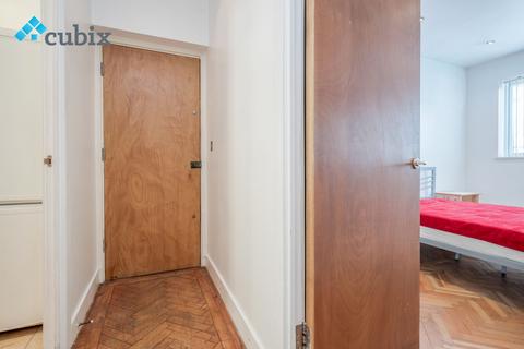 2 bedroom flat to rent, East Street, London SE17