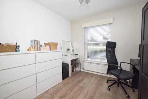 2 bedroom flat for sale, Truro Road, Ramsgate, Kent, CT11