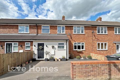 4 bedroom terraced house for sale, Easton Road, Flitwick