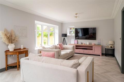 5 Millbeck Green, Collingham, Wetherby, LS22 5AF