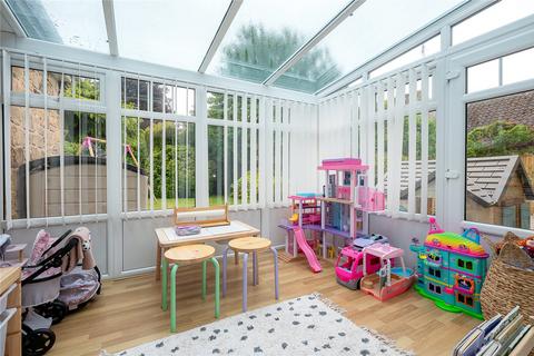 5 Millbeck Green, Collingham, Wetherby, LS22 5AF
