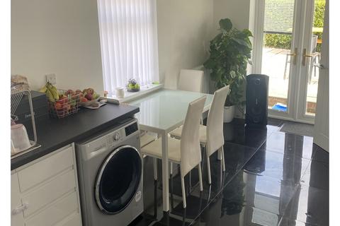 31 Browen, Llanelli, SA14 9DB