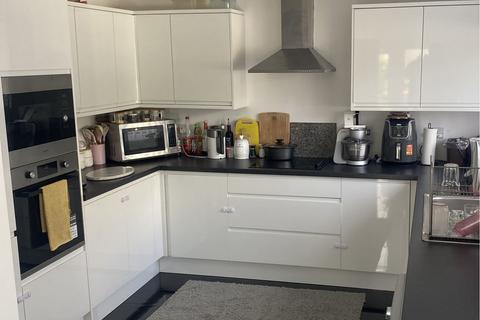 31 Browen, Llanelli, SA14 9DB