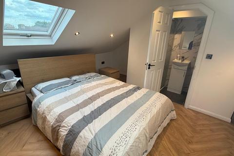 undefined, Southend Road, London E6