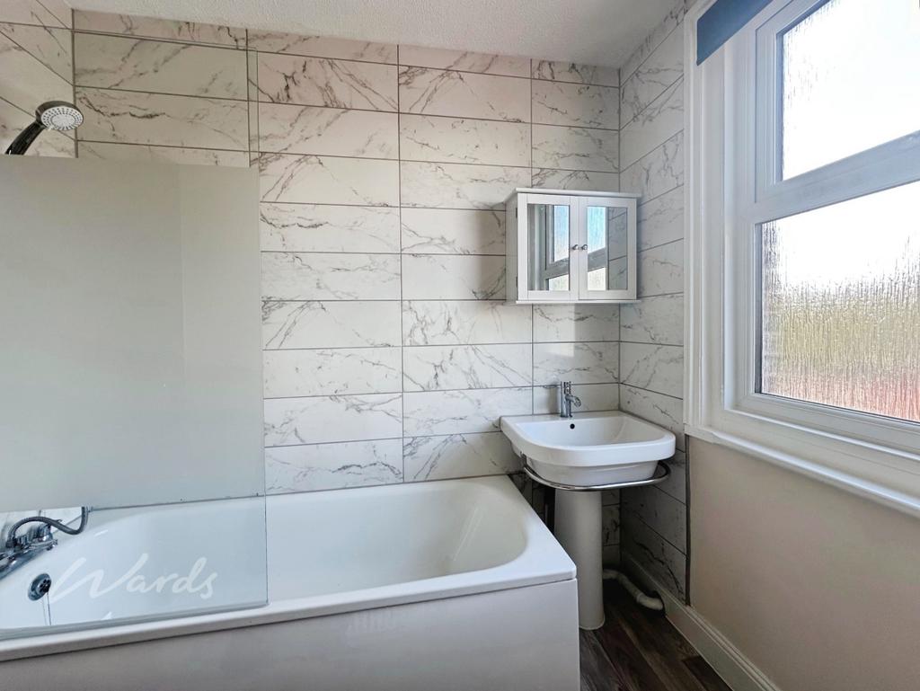 Upper D bath use