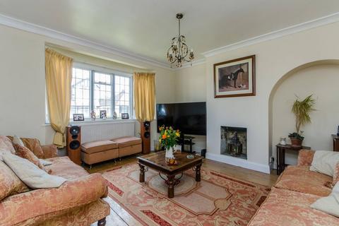 4 Kneller Road, New Malden, KT3 5NE