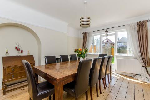 4 Kneller Road, New Malden, KT3 5NE