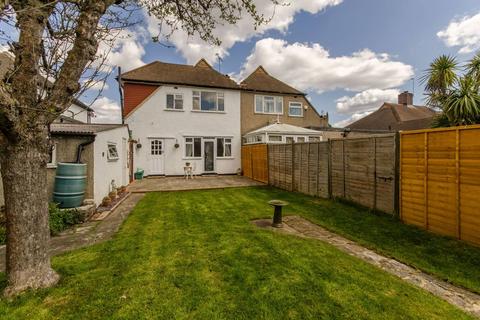 4 Kneller Road, New Malden, KT3 5NE