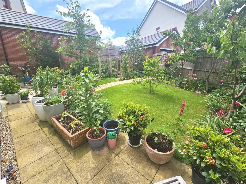 Garden.jpg