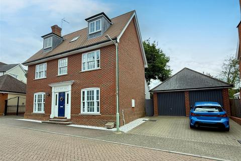 1 Hereford Drive, Claydon, Ipswich, IP6 0BF