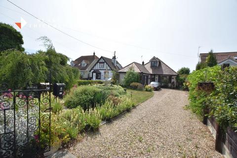 3 bedroom detached bungalow for sale, Dumont Avenue, St Osyth, CO16 8JR