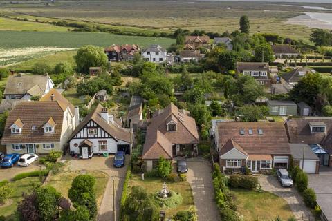 3 bedroom detached bungalow for sale, Dumont Avenue, St Osyth, CO16 8JR