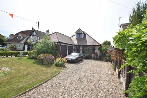 3 bedroom detached bungalow for sale, Dumont Avenue, St Osyth, CO16 8JR