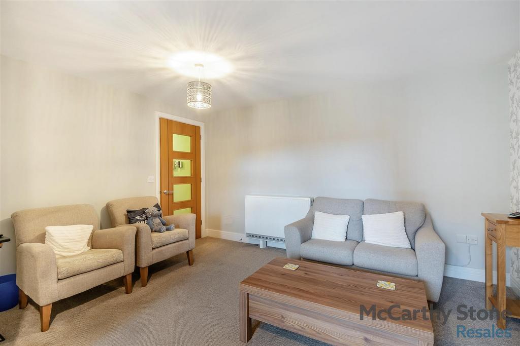 8649936-interior11.jpg