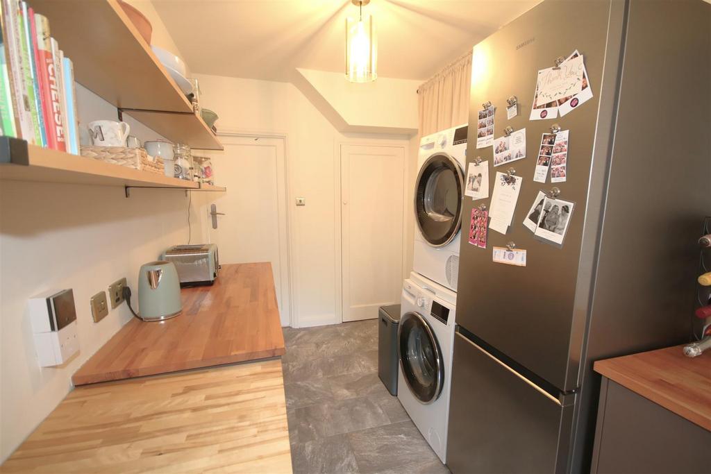 Utility Area b.JPG