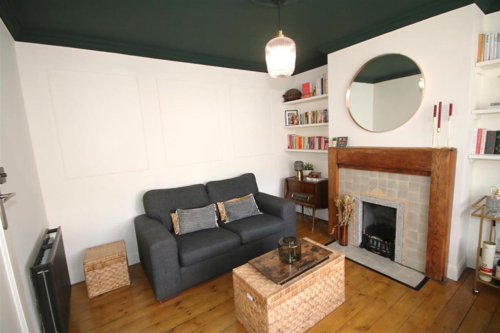 Sitting Room c.JPG