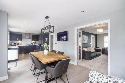 18 Maple Drive, Morpeth, NE61 3DL