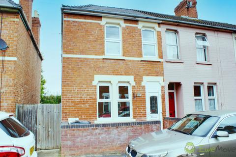 2 bedroom end of terrace house to rent, Cecil Road GLOUCESTER, GL1 5