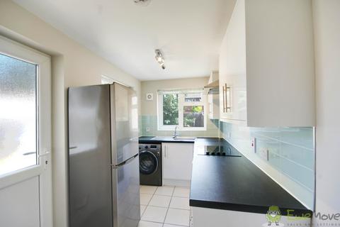 2 bedroom end of terrace house to rent, Cecil Road GLOUCESTER, GL1 5