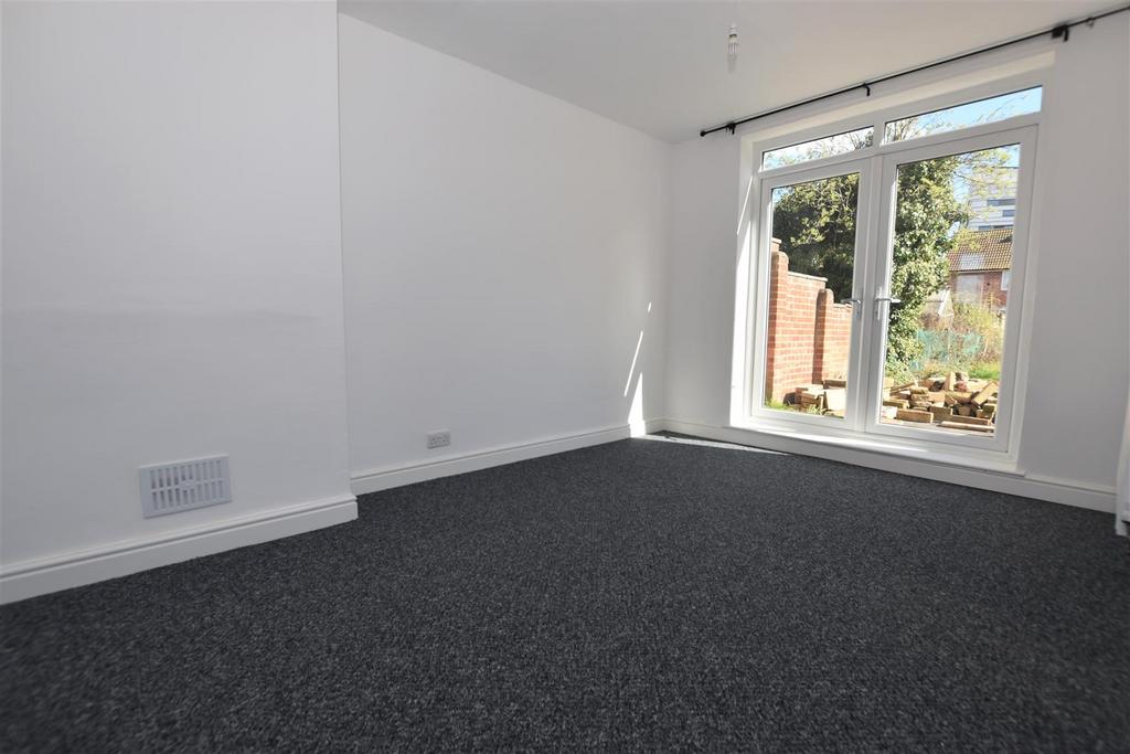 Dining Area.jpg