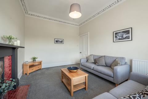 2 bedroom flat for sale, 3/7 (3F1) Sciennes Hill Place, Newington, Edinburgh, EH9