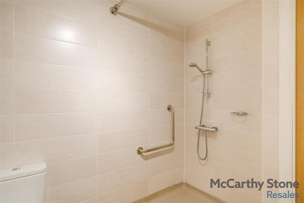 8650398-interior11.jpg