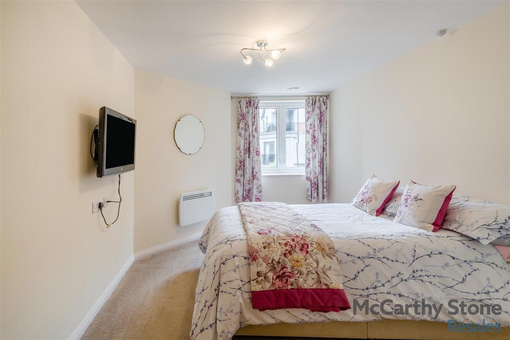 8650398-interior08.jpg