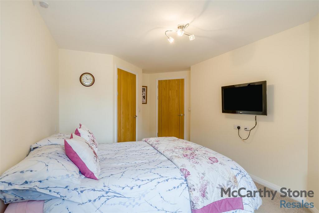 8650398-interior09.jpg