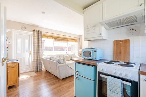2 bedroom chalet for sale, Coast Road, Walcott