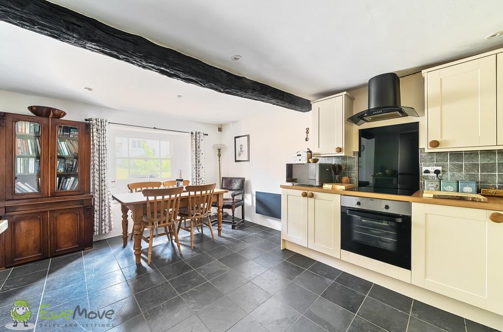 Ec38f7f9-3622-4bd0-a774-b04800902e1d