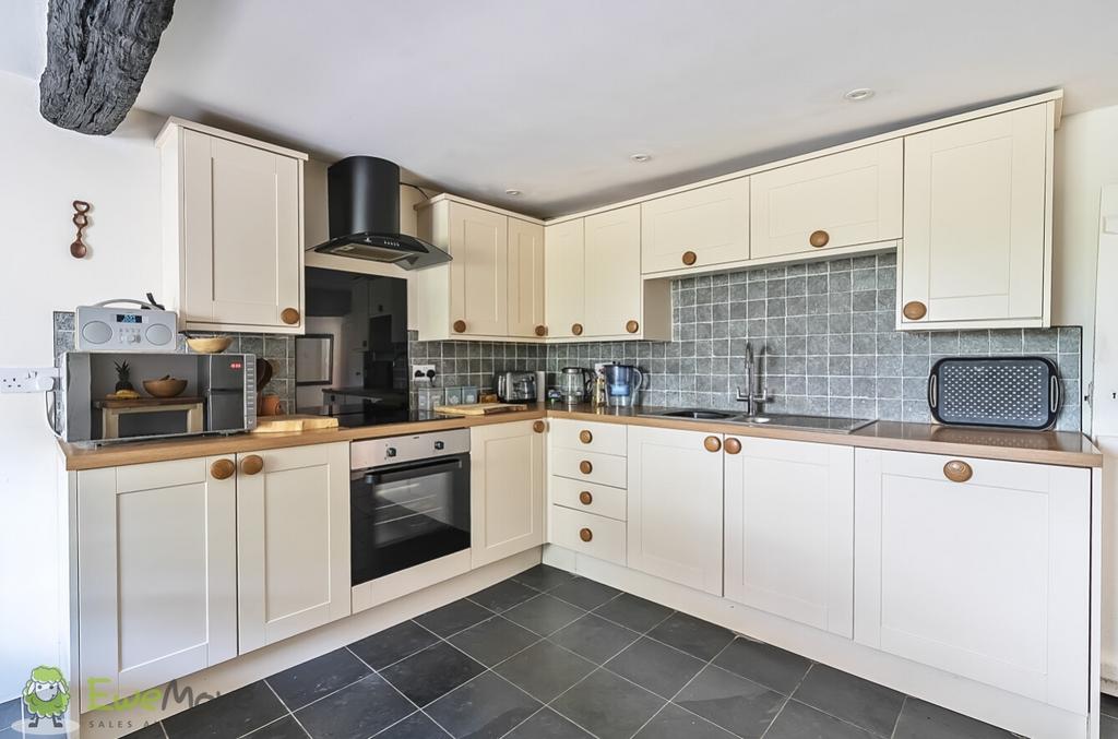 69abaa18-12c9-44fc-a2e2-76b6987a73cc