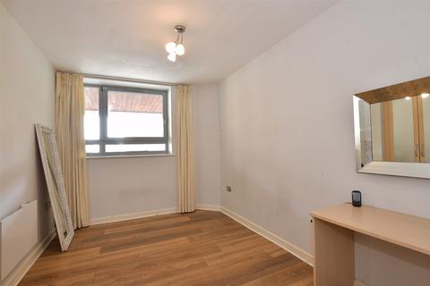 2 bedroom apartment for sale, New Road, Brentwood, Essex