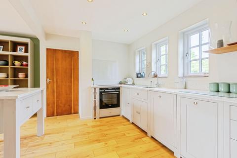 10 Apperley Road, Stocksfield, NE43 7PG