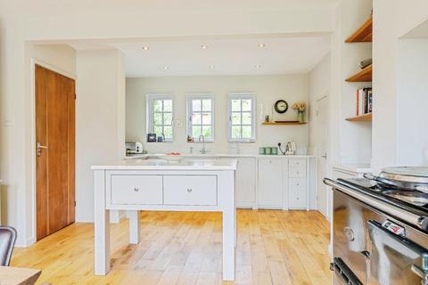 10 Apperley Road, Stocksfield, NE43 7PG