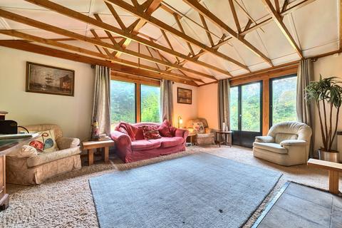 undefined, Tilford Road, Surrey GU26