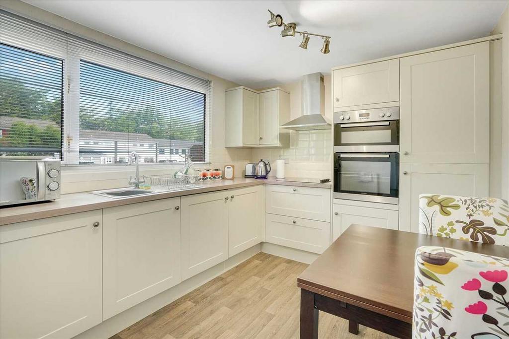Kitchen Dining (1)