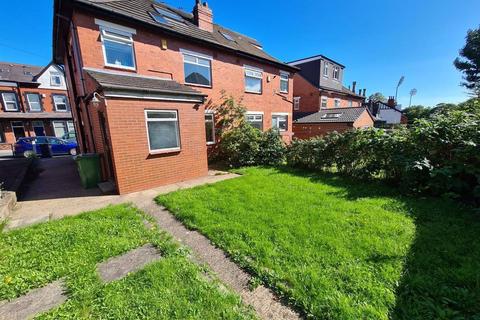 4 bedroom house to rent, Derwentwater Terrace, Leeds LS6