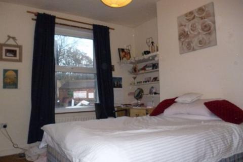 4 bedroom house to rent, Victoria Road, Leeds LS6