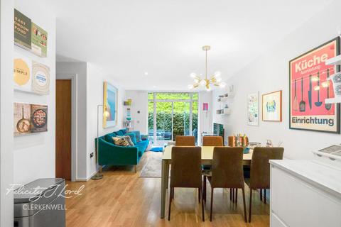 2 bedroom flat for sale, Myddelton Passage, London
