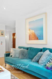 2 bedroom flat for sale, Myddelton Passage, London
