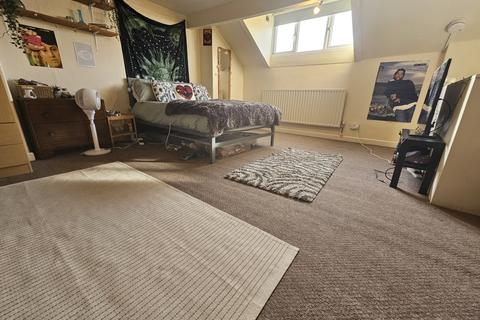 4 bedroom house to rent, Norwood Road, Leeds LS6