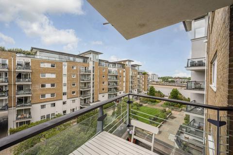 Smugglers Way, Wandsworth Town, London, SW18