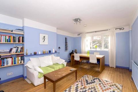 Brick Farm Close, Kew, Richmond, TW9
