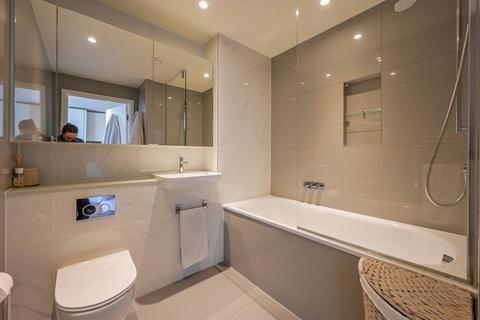 Studio for sale, Hampton Tower, E14, Tower Hamlets, London, E14