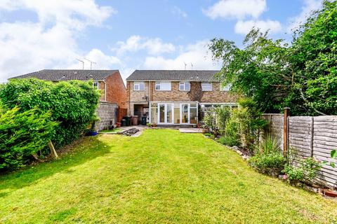 4 bedroom semi-detached house for sale, Tritton Close, Kennington, Ashford, Kent, TN24