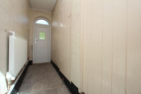 17 Devon Avenue, Barry, CF63 1BJ