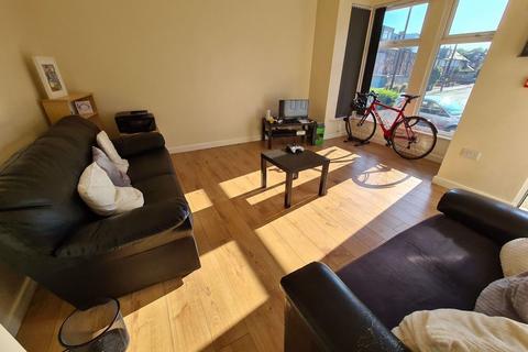 4 bedroom house to rent, Headingley Mount, Leeds LS6