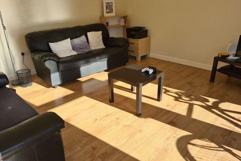4 bedroom house to rent, Headingley Mount, Leeds LS6