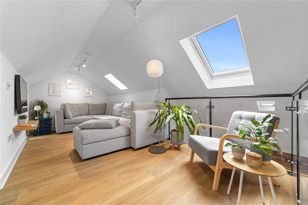 Mezzanine Living Rm